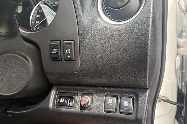 2023 Nissan Navara ST-X D23 4X4