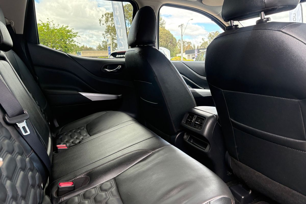 2023 Nissan Navara ST-X D23 4X4