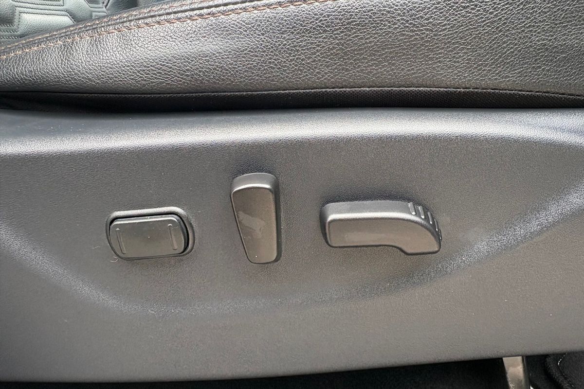 2023 Nissan Navara ST-X D23 4X4