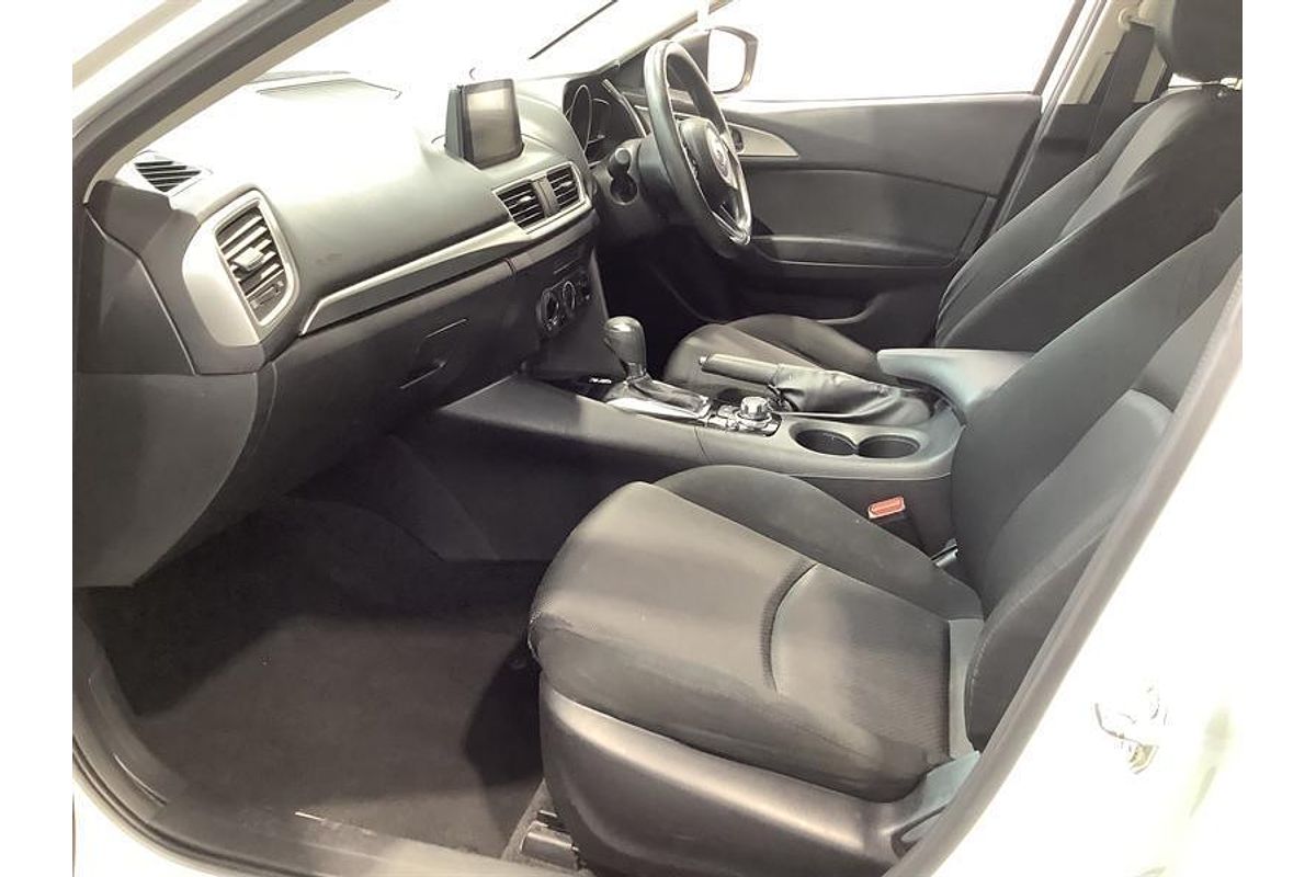 2018 Mazda 3 Neo Sport BN Series