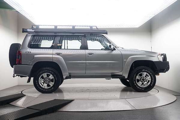 2011 Nissan Patrol ST GU 7