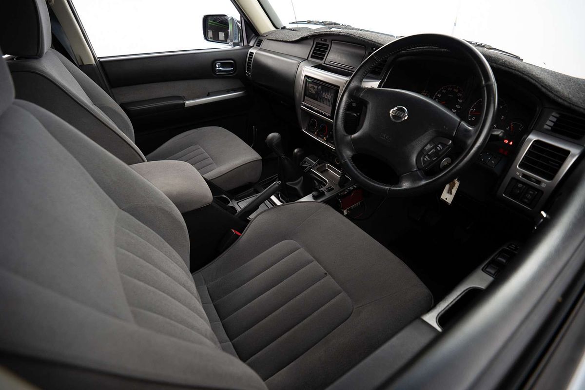 2011 Nissan Patrol ST GU 7