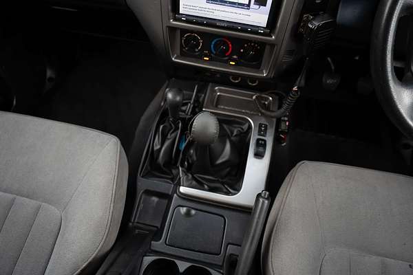 2011 Nissan Patrol ST GU 7