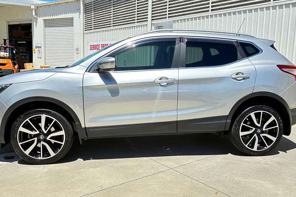 2015 Nissan QASHQAI Ti J11