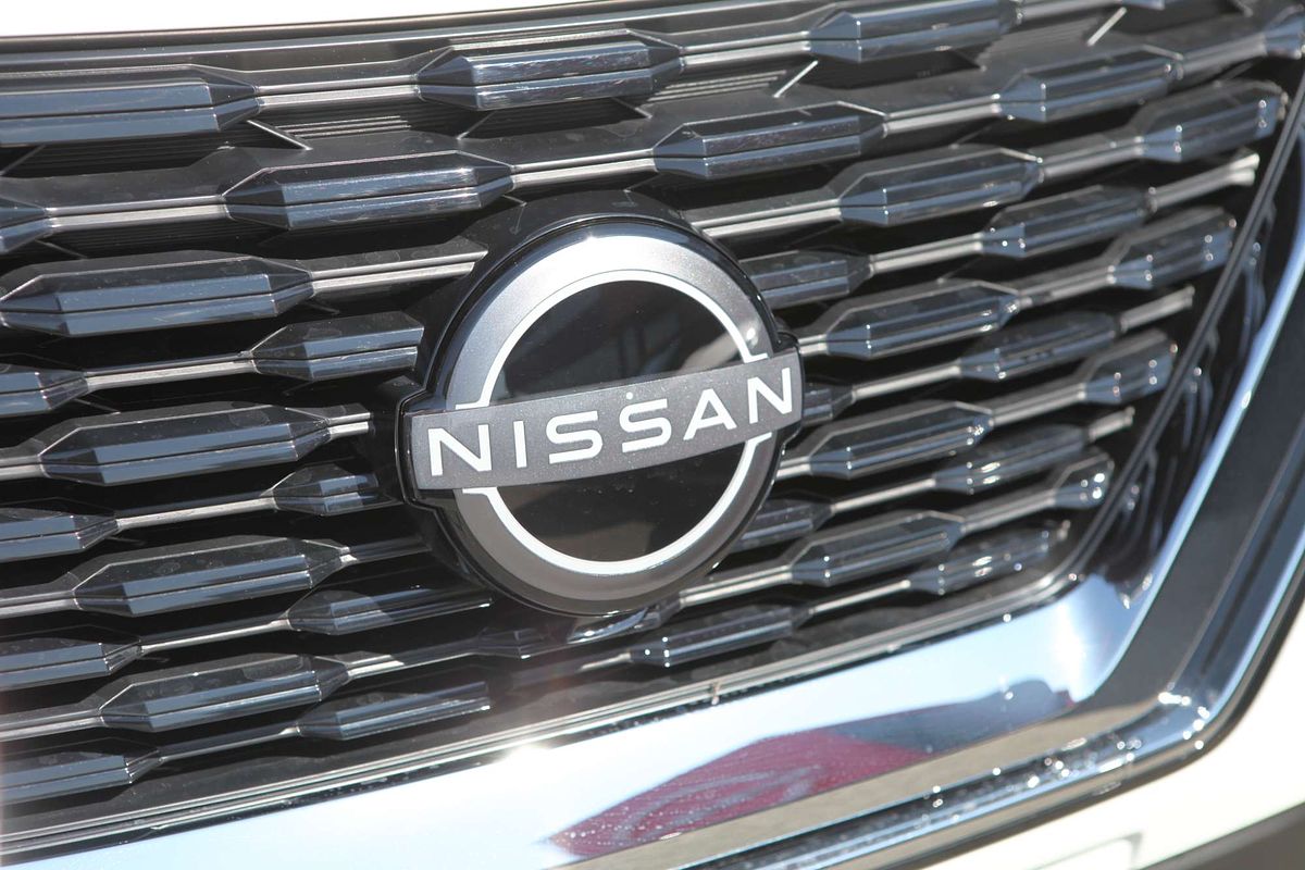 2025 Nissan X-TRAIL ST T33