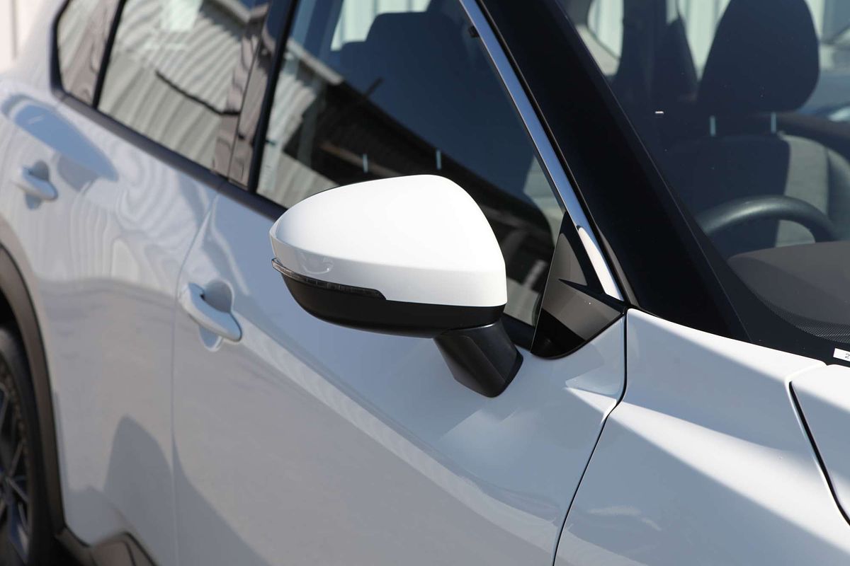 2025 Nissan X-TRAIL ST T33