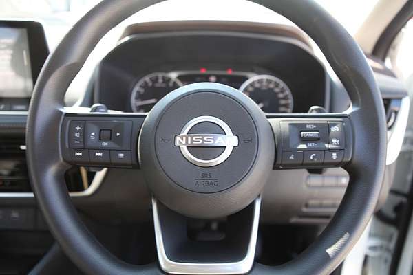 2025 Nissan X-TRAIL ST T33