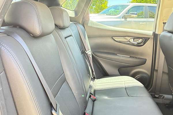 2015 Nissan QASHQAI Ti J11