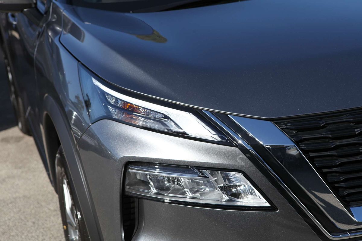 2025 Nissan X-TRAIL ST T33