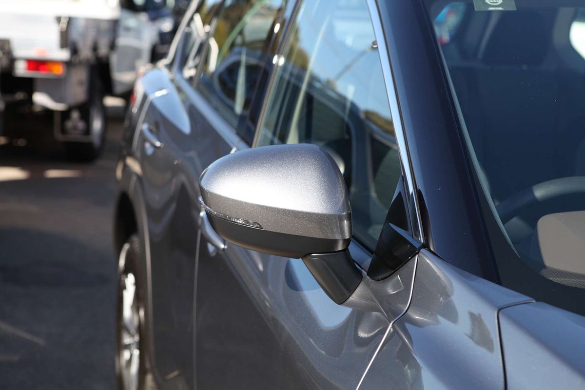 2025 Nissan X-TRAIL ST T33