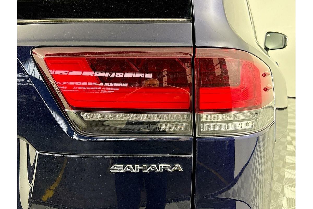 2024 Toyota Landcruiser Sahara FJA300R