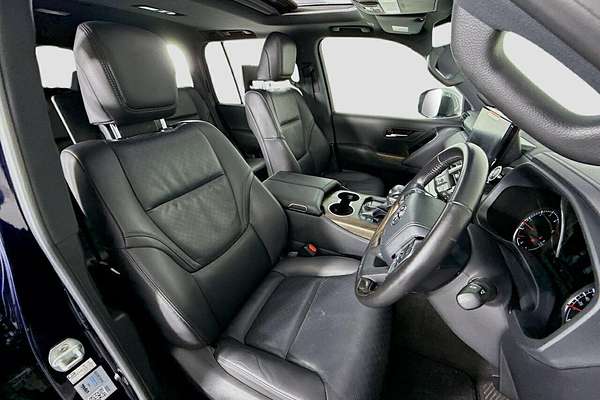 2024 Toyota Landcruiser Sahara FJA300R