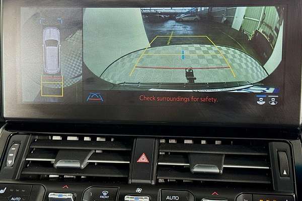 2024 Toyota Landcruiser Sahara FJA300R