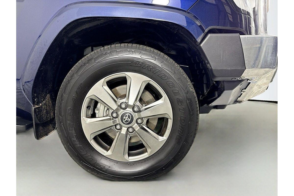 2024 Toyota Landcruiser Sahara FJA300R