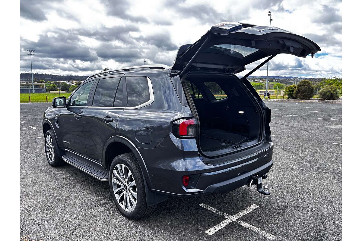 2025 Ford Everest Platinum 3.0L