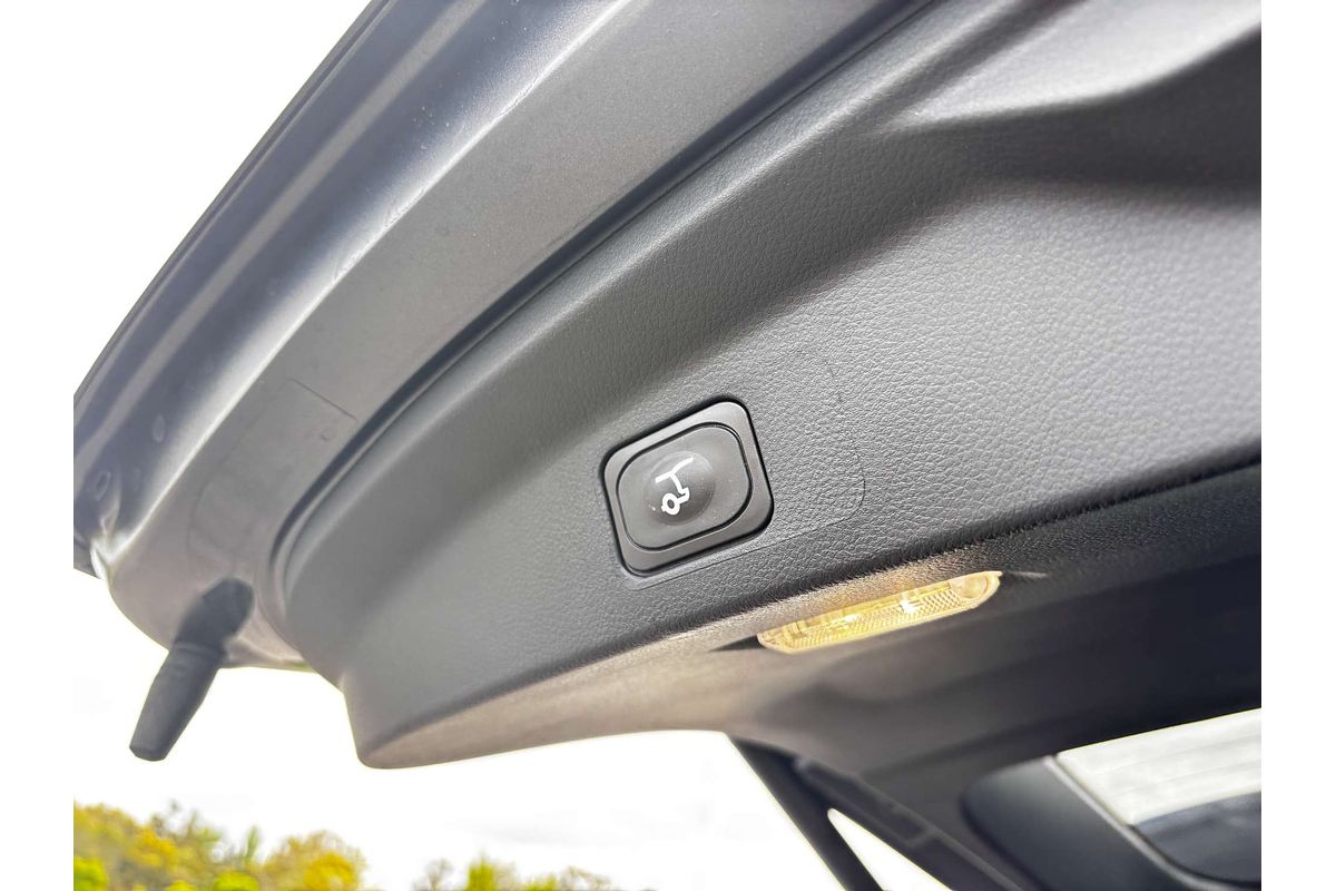 2025 Ford Everest Platinum 3.0L