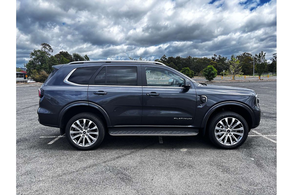 2025 Ford Everest Platinum 3.0L