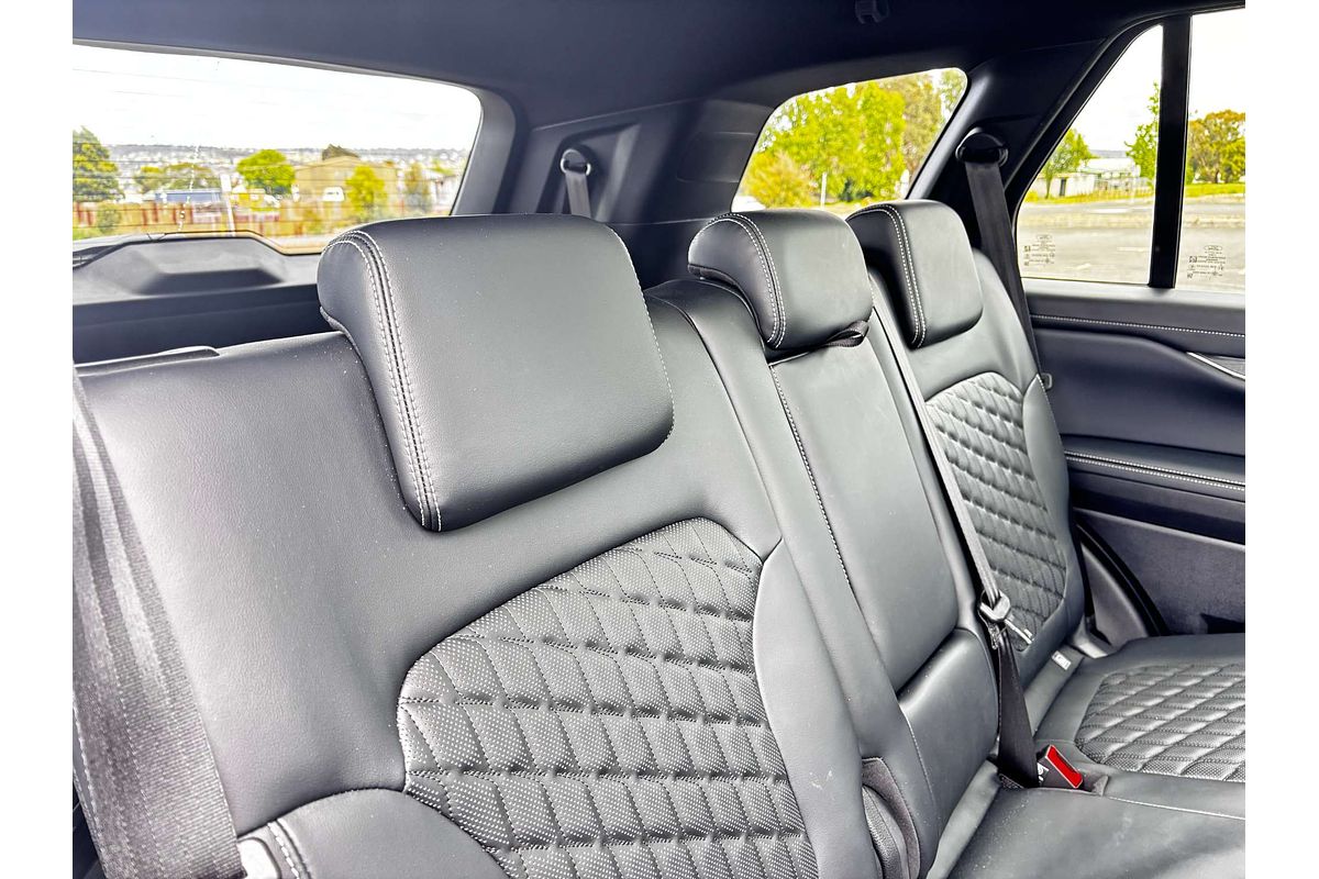 2025 Ford Everest Platinum 3.0L