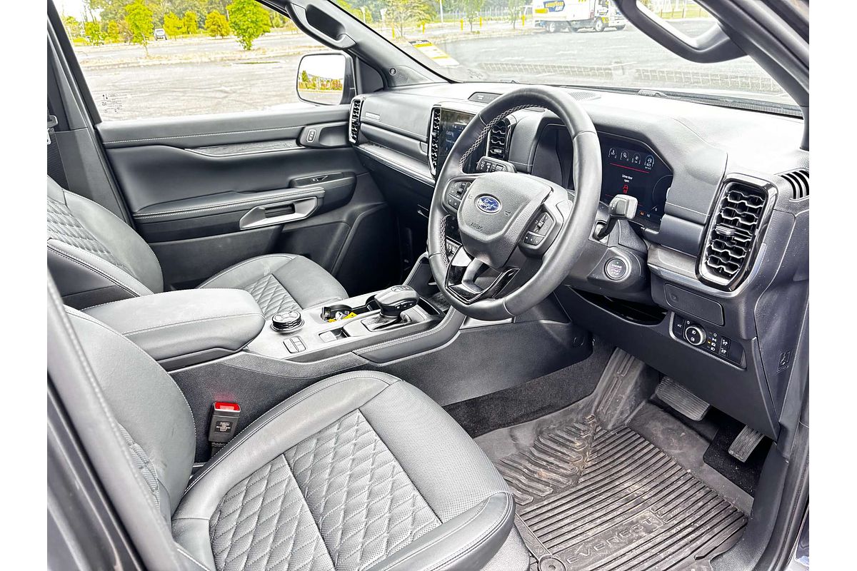 2025 Ford Everest Platinum 3.0L