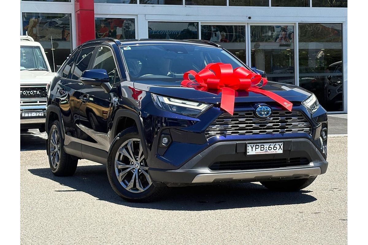 2024 Toyota RAV4 GXL AXAH52R