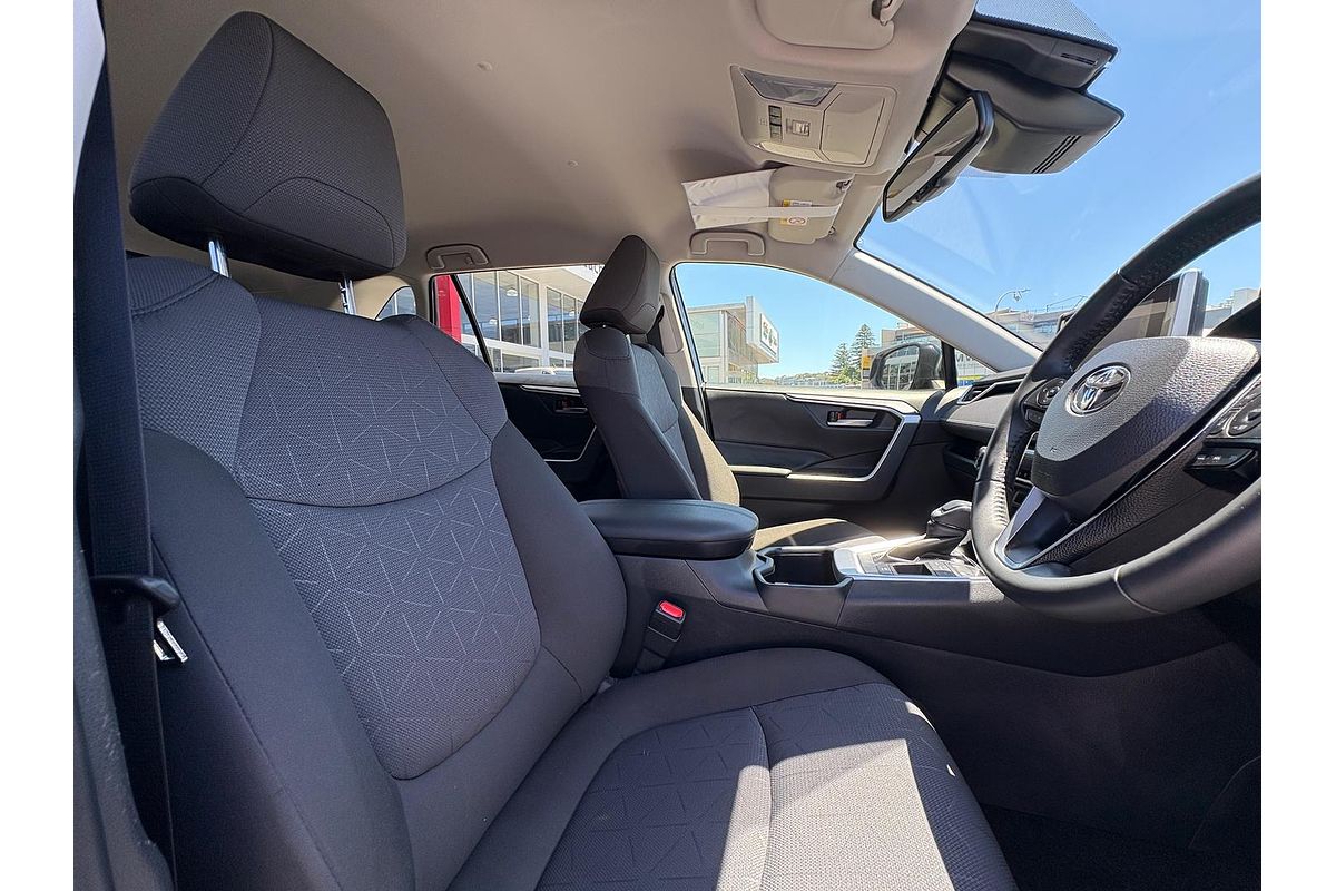 2024 Toyota RAV4 GXL AXAH52R