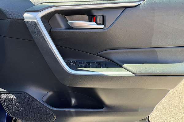 2024 Toyota RAV4 GXL AXAH52R