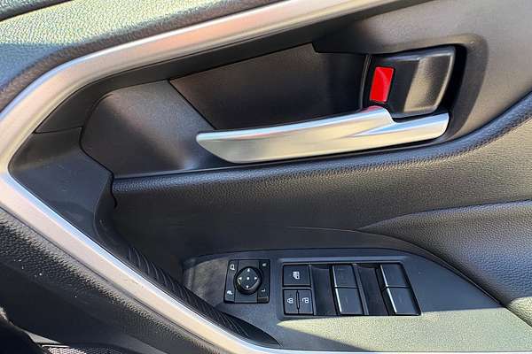 2024 Toyota RAV4 GXL AXAH52R