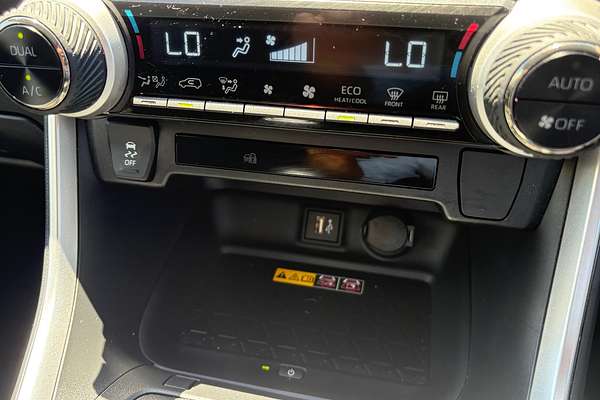 2024 Toyota RAV4 GXL AXAH52R