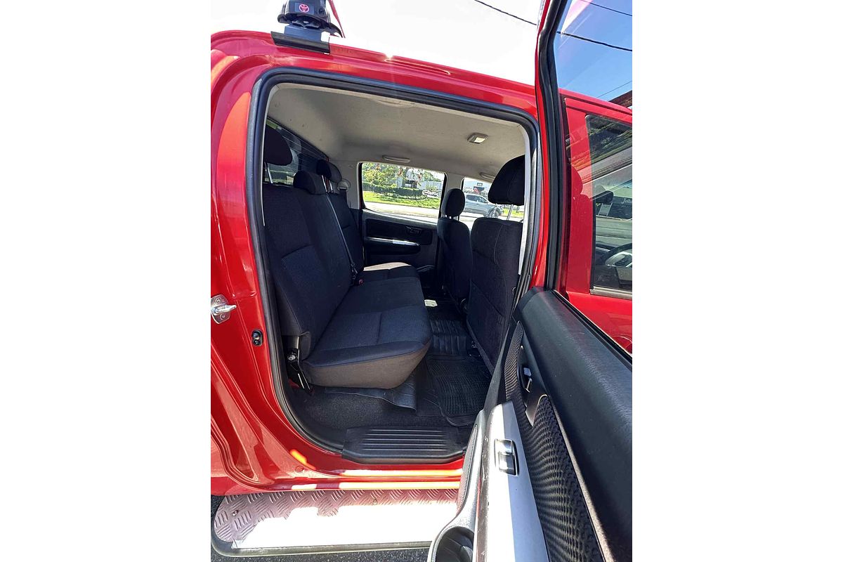 2014 Toyota Hilux SR5 KUN26R 4X4