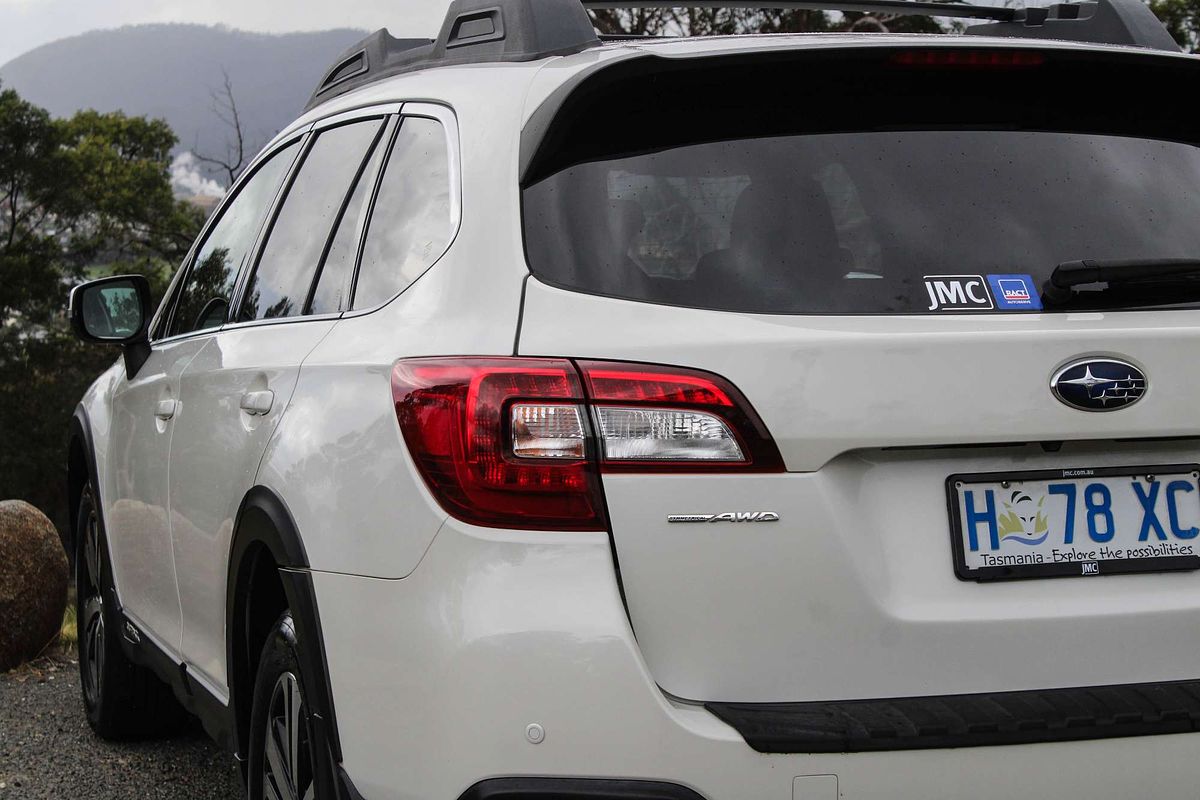 2018 Subaru Outback 2.5i 5GEN