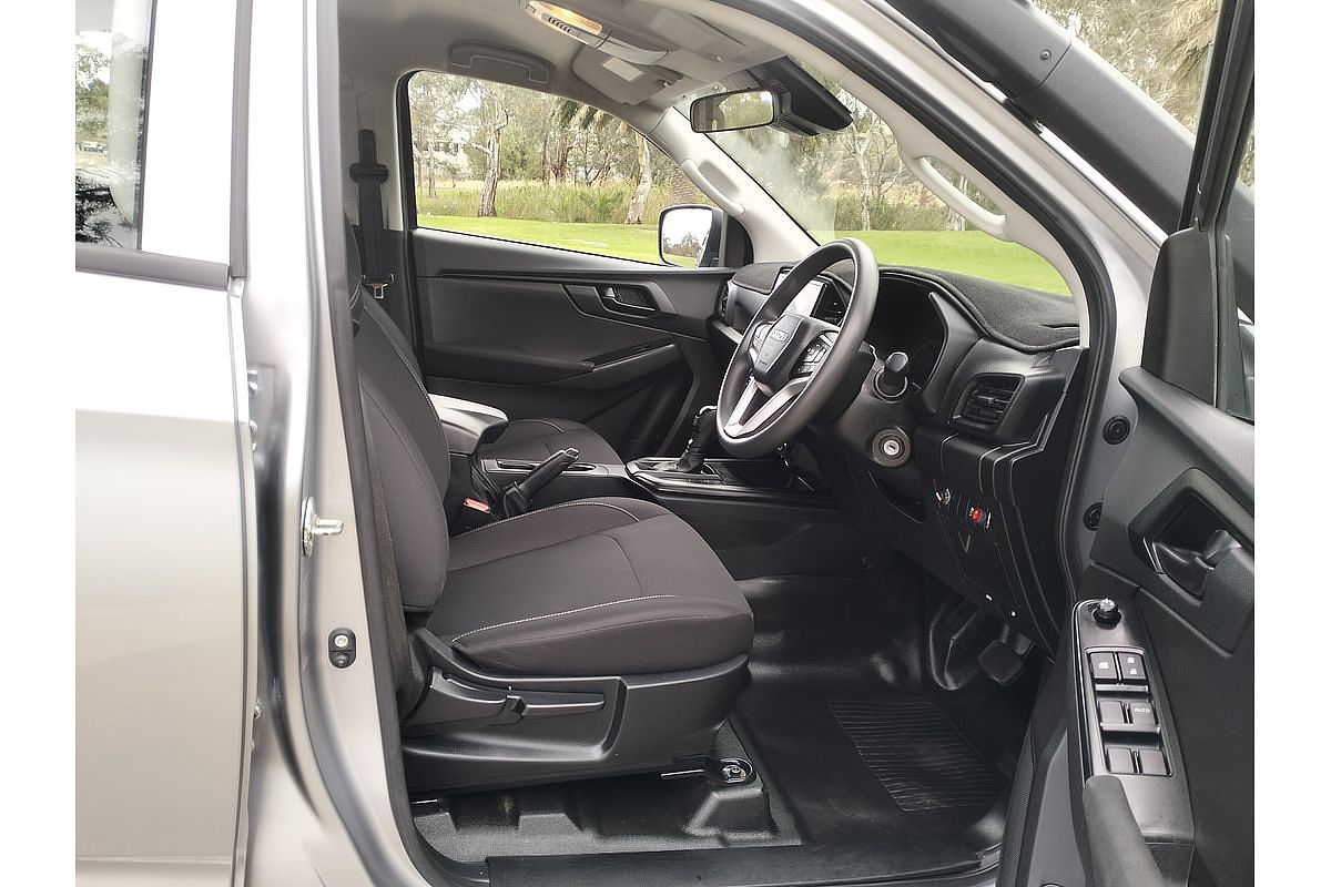 2022 Isuzu D-MAX SX 4X4