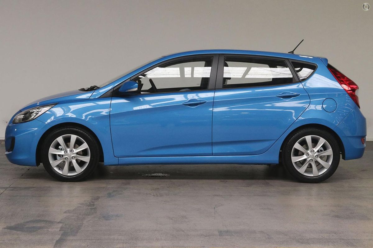 2019 Hyundai Accent Sport RB6