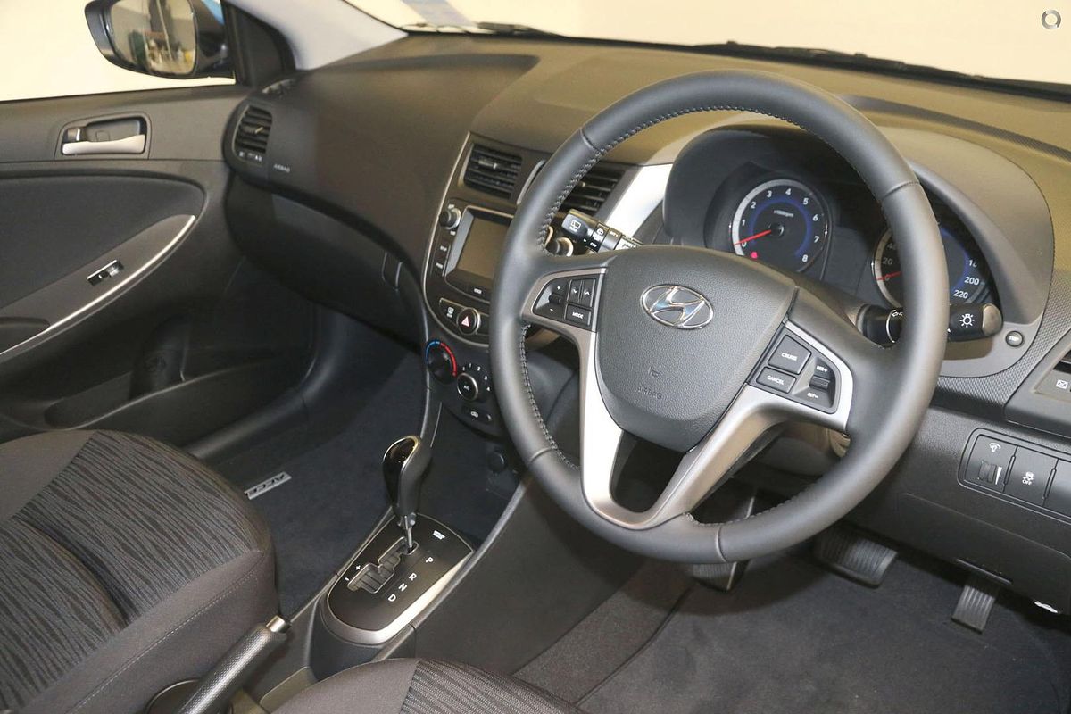 2019 Hyundai Accent Sport RB6