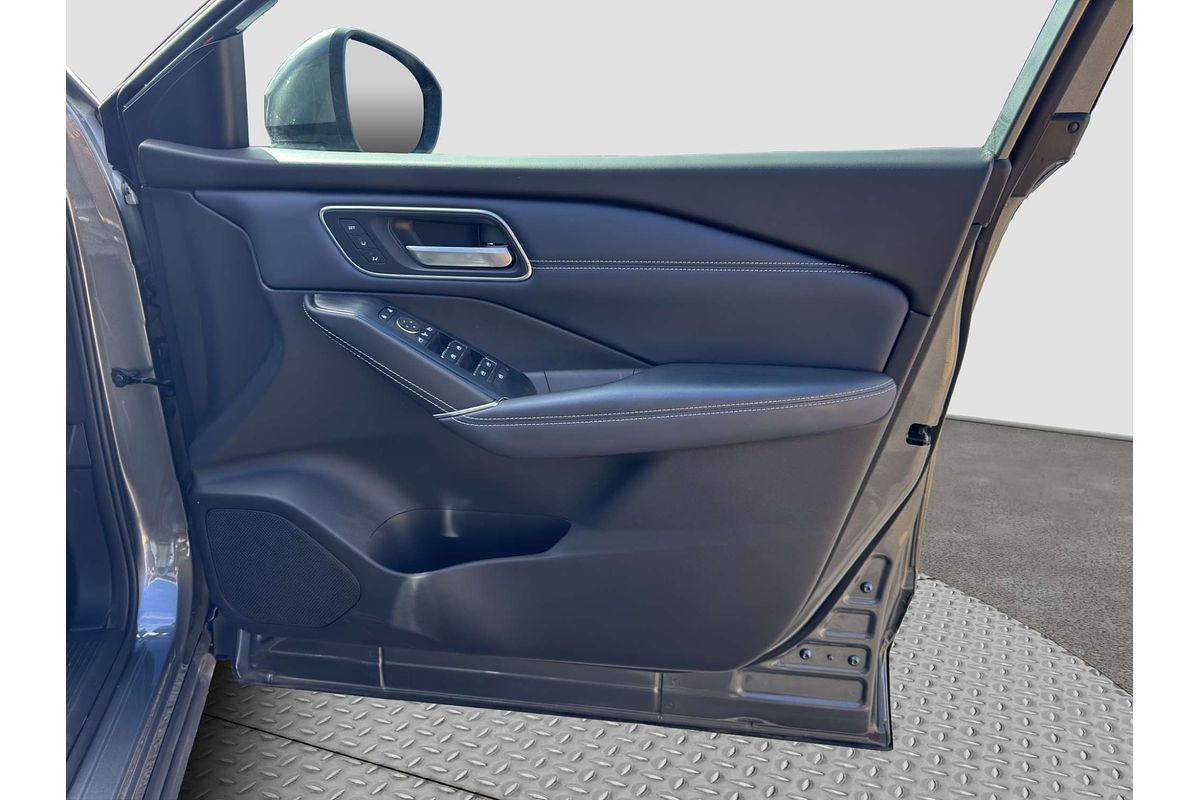 2023 Nissan QASHQAI Ti J12