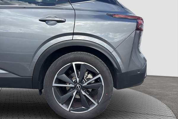 2023 Nissan QASHQAI Ti J12