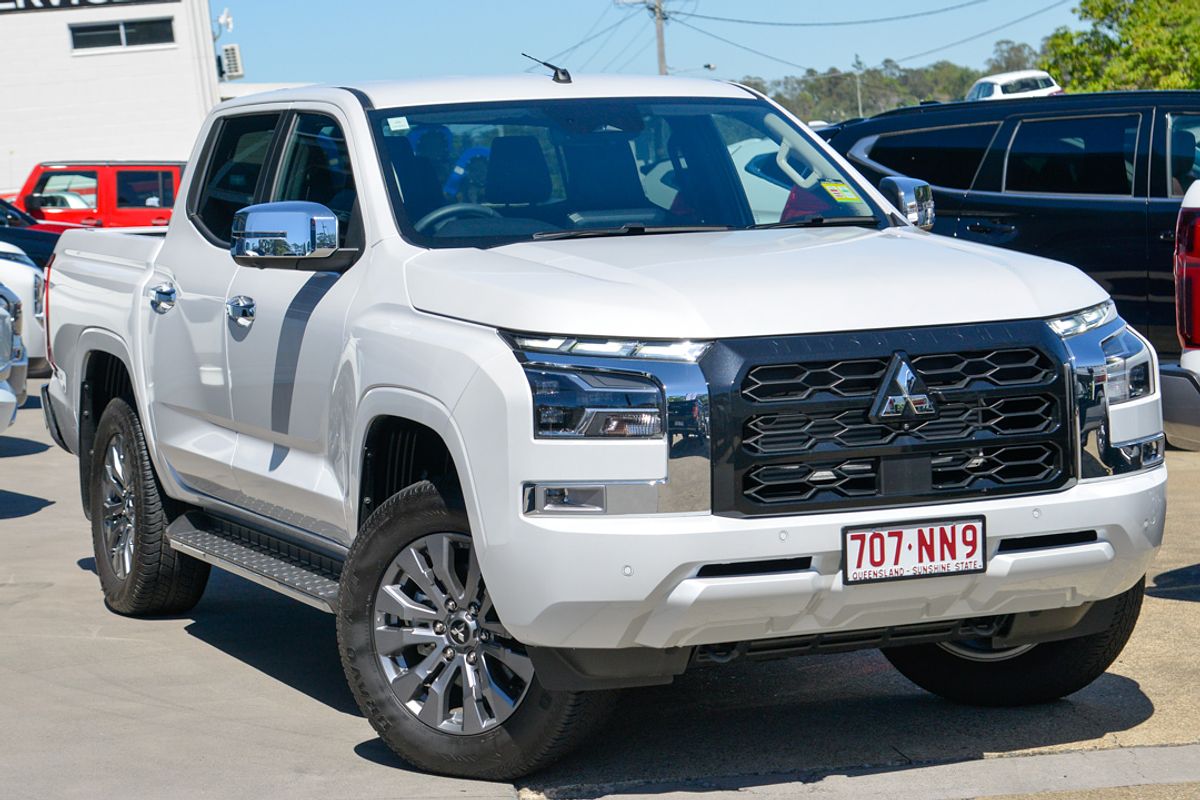 2024 Mitsubishi Triton GLS MV 4X4