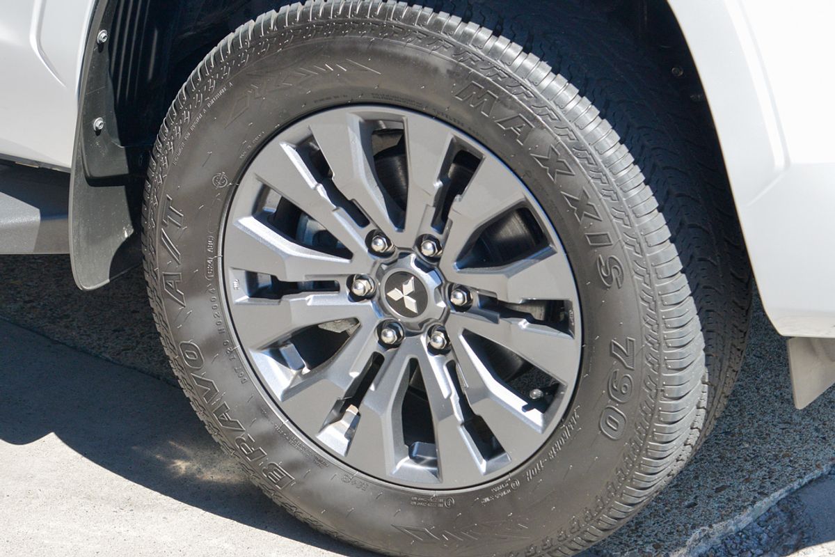 2024 Mitsubishi Triton GLS MV 4X4