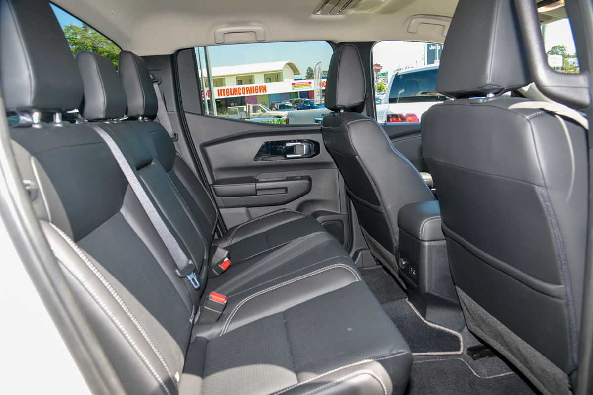 2024 Mitsubishi Triton GLS MV 4X4