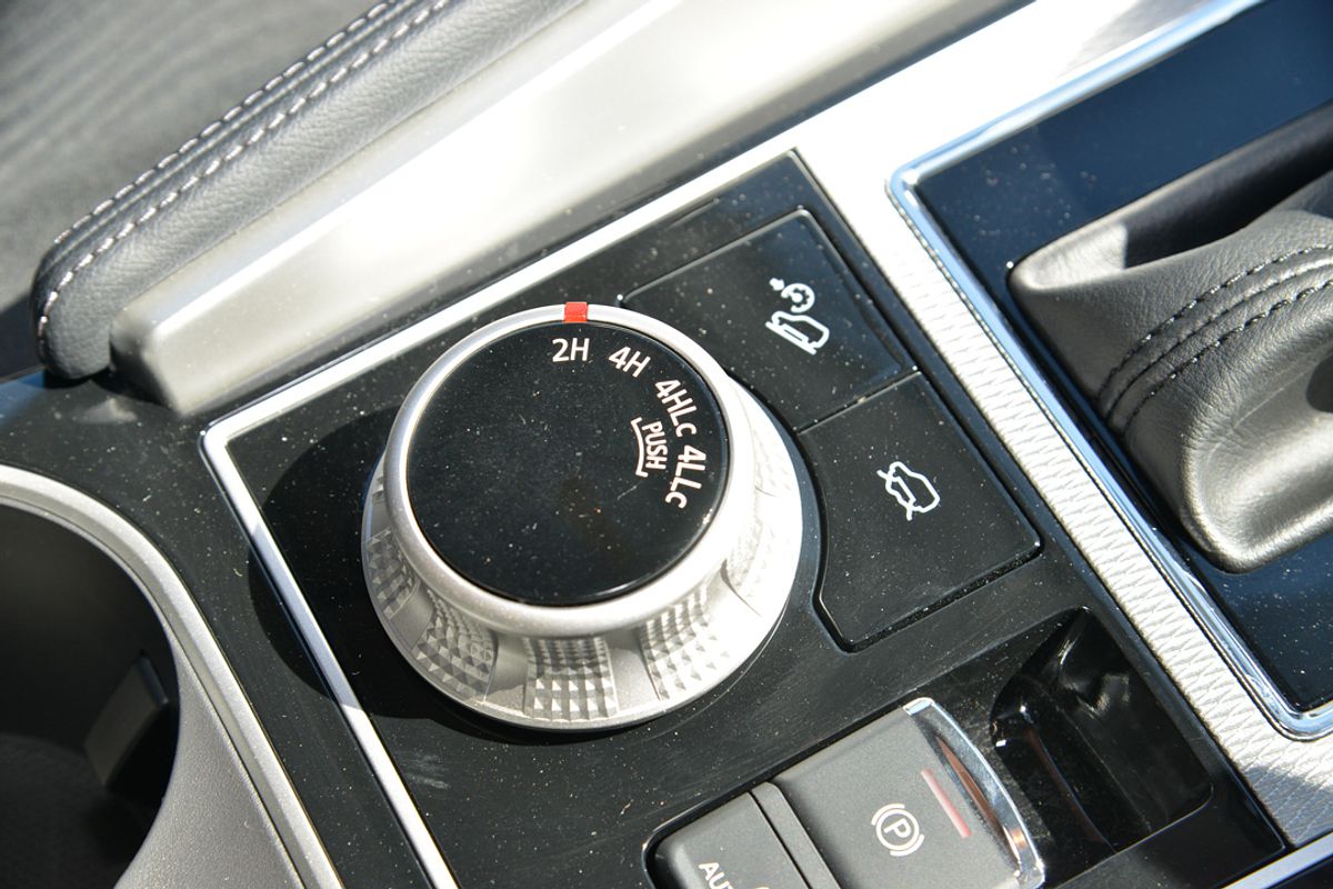 2024 Mitsubishi Pajero Sport GLS QG