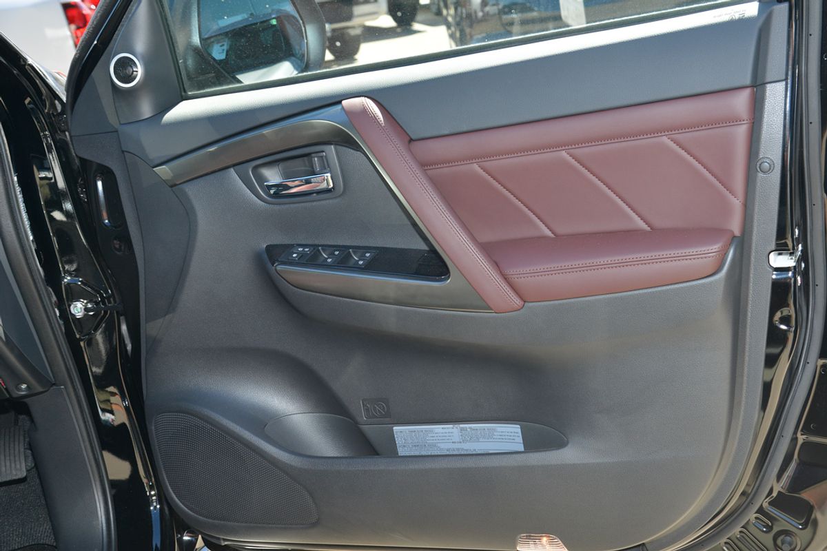 2025 Mitsubishi Pajero Sport GSR QG