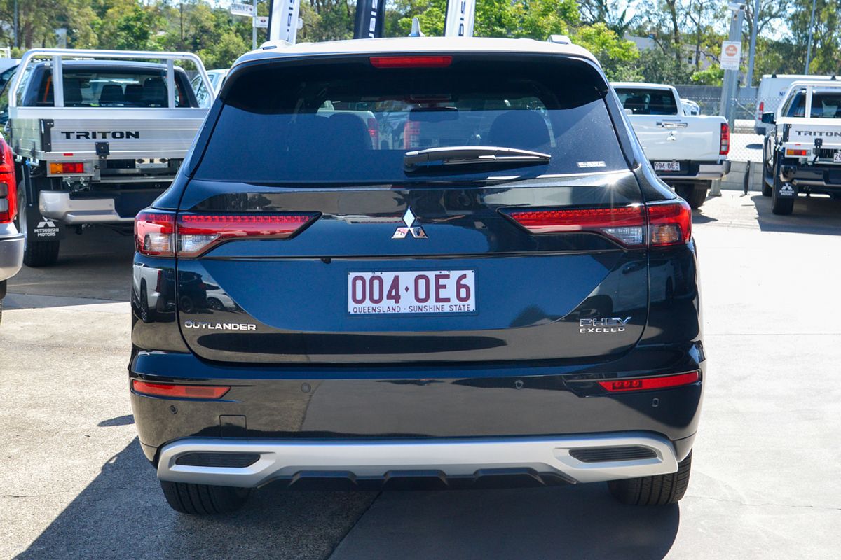 2024 Mitsubishi Outlander PHEV Exceed Tourer ZM