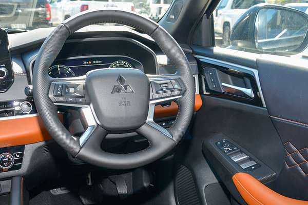 2024 Mitsubishi Outlander PHEV Exceed Tourer ZM