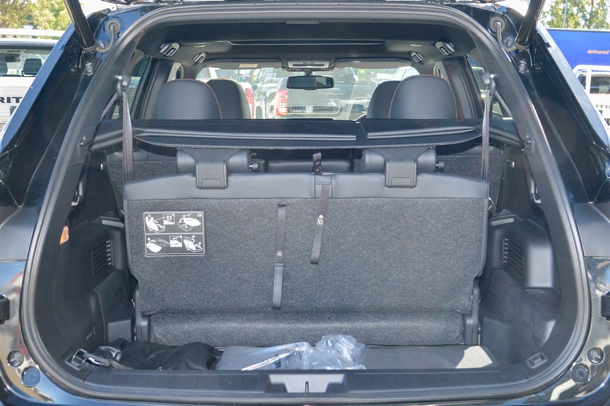 2024 Mitsubishi Outlander PHEV Exceed Tourer ZM