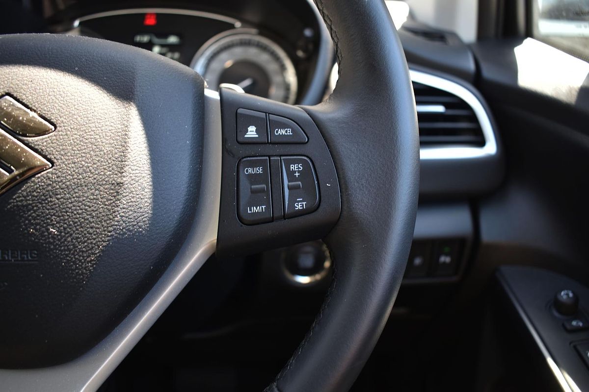 2023 Suzuki S-Cross Plus JYB