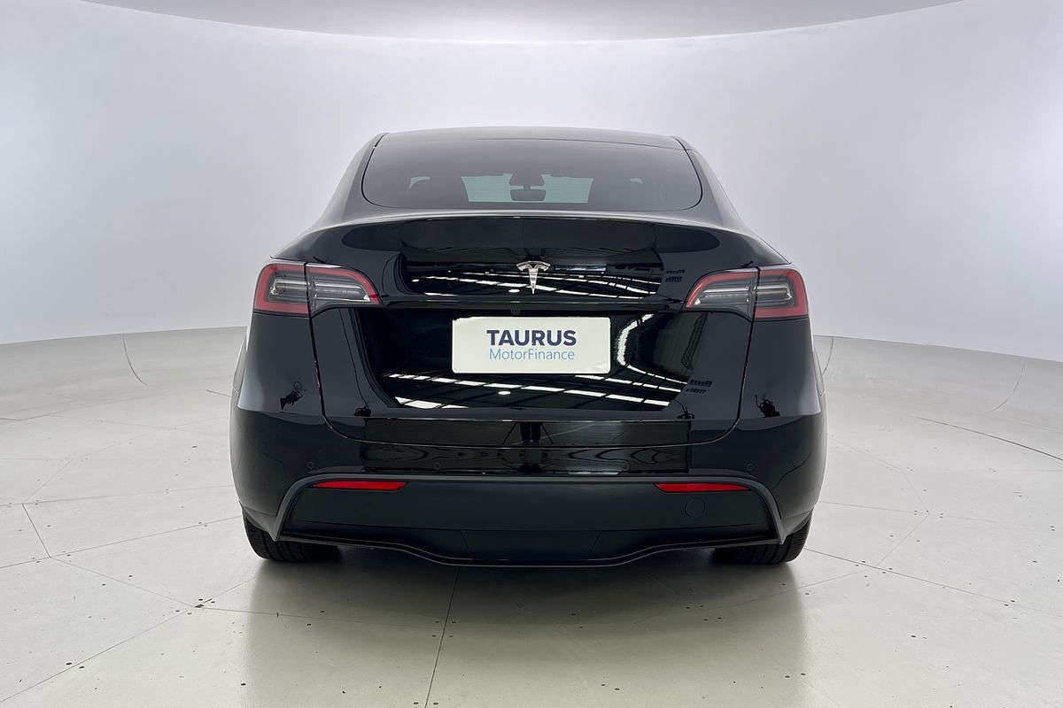 2023 Tesla Model Y Rear-Wheel Drive