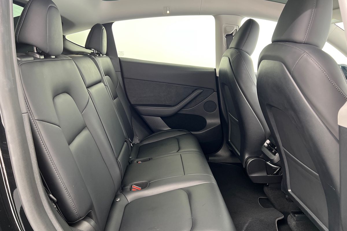 2023 Tesla Model Y Rear-Wheel Drive