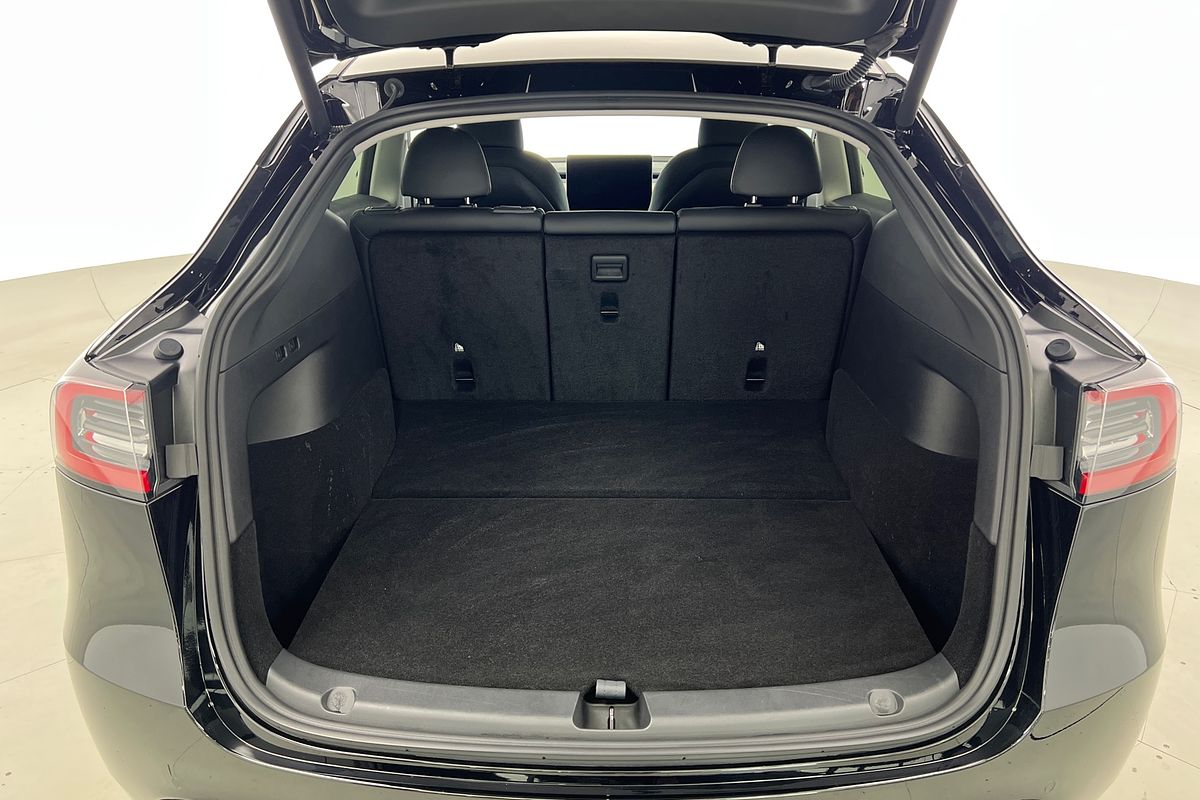 2023 Tesla Model Y Rear-Wheel Drive