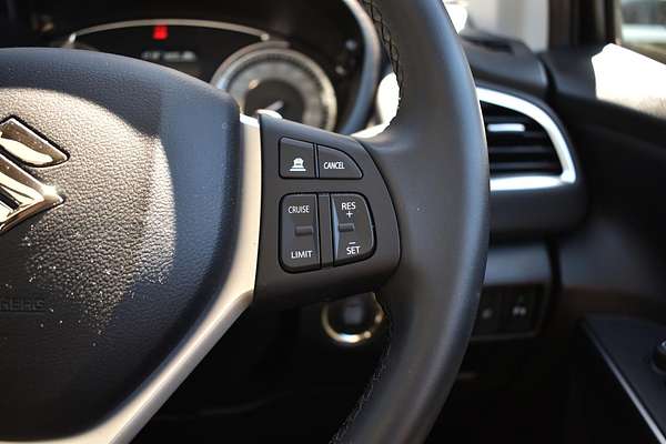 2023 Suzuki S-Cross ALLGRIP Prestige JYB