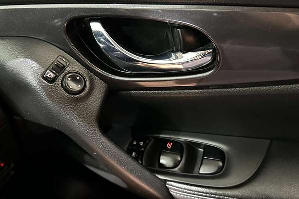 2021 Nissan X-TRAIL ST T32