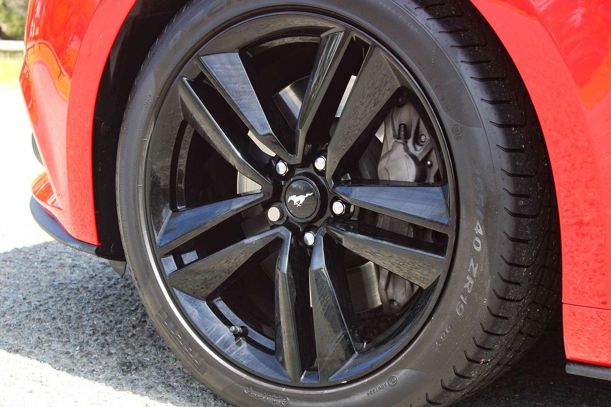 2016 Ford Mustang FM